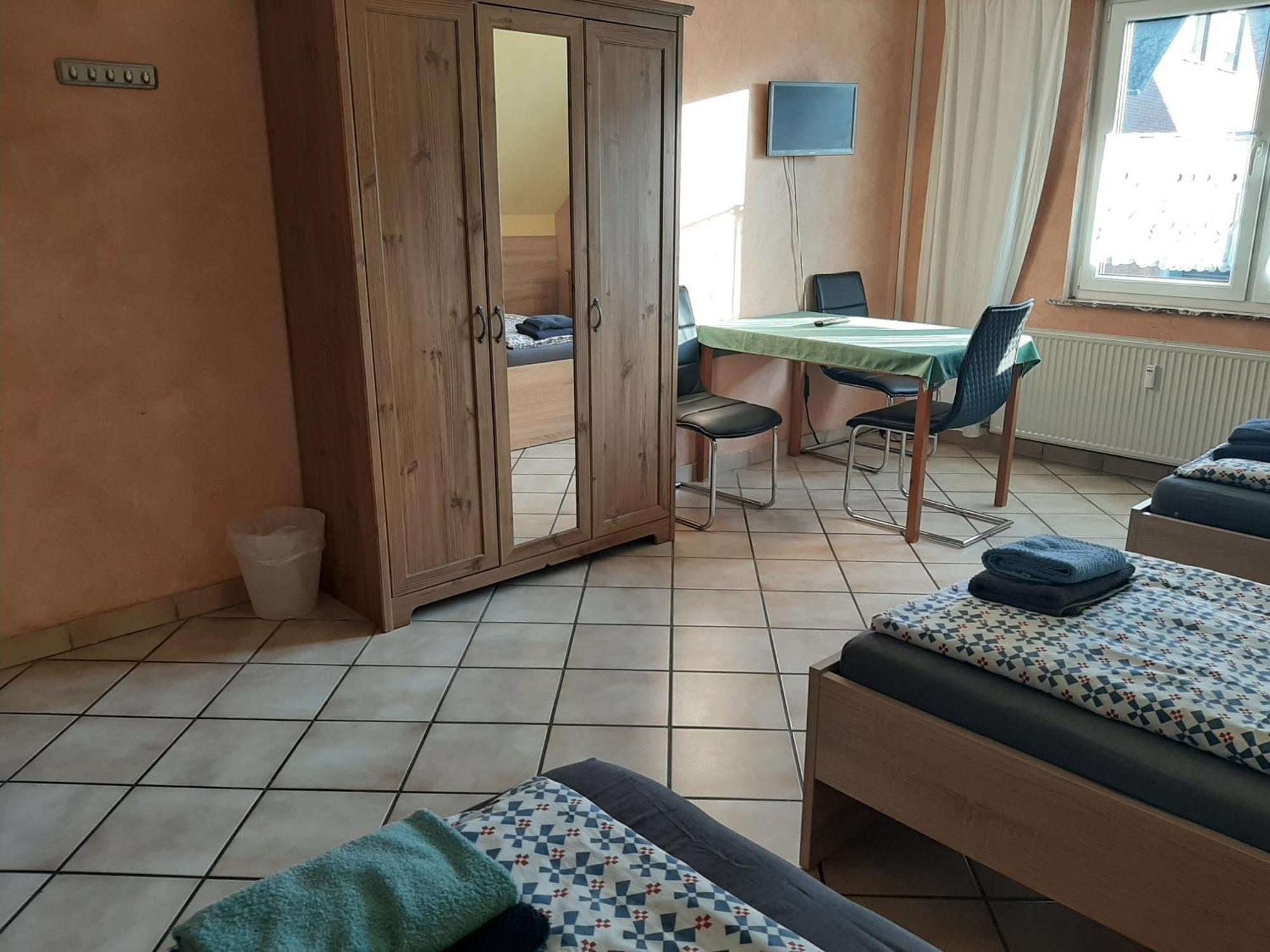 Pension 'Am Stadtrand' Borchen Zimmer foto